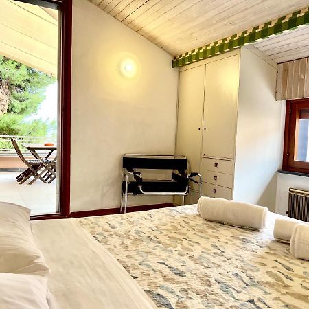 Sixties Sun & Sea Monterosso Apartment Monterosso al Mare Bagian luar foto